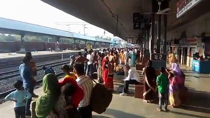 Returning crowd in train, CCTV cameras closed