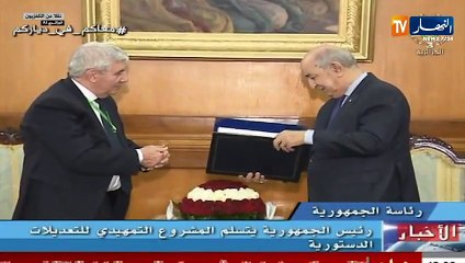 سياسة: حجر سياسي.. الأحزاب تغيب في عز أزمة كورونا