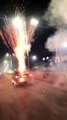 Video: Diwali पर पटाखे जलाने का ऐसा नजारा नहीं देखा होगा कभी, कार में से निकल रहे थे 'बम'