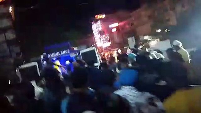 टायर गोदाम में आग, अस्पताल में भरा धुआं, डर के मारे भागे मरीज