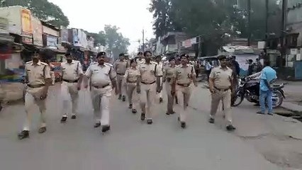 एकता दिवस के रूप में मनाई गई सरदार वल्लभ भाई पटेल की जयंती, पुलिस ने निकाला फ्लैग मार्च