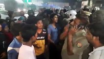 पुलिस हिरासत में आग लगाने पर परिजनों ने किया सुभाष तिराहा जाम