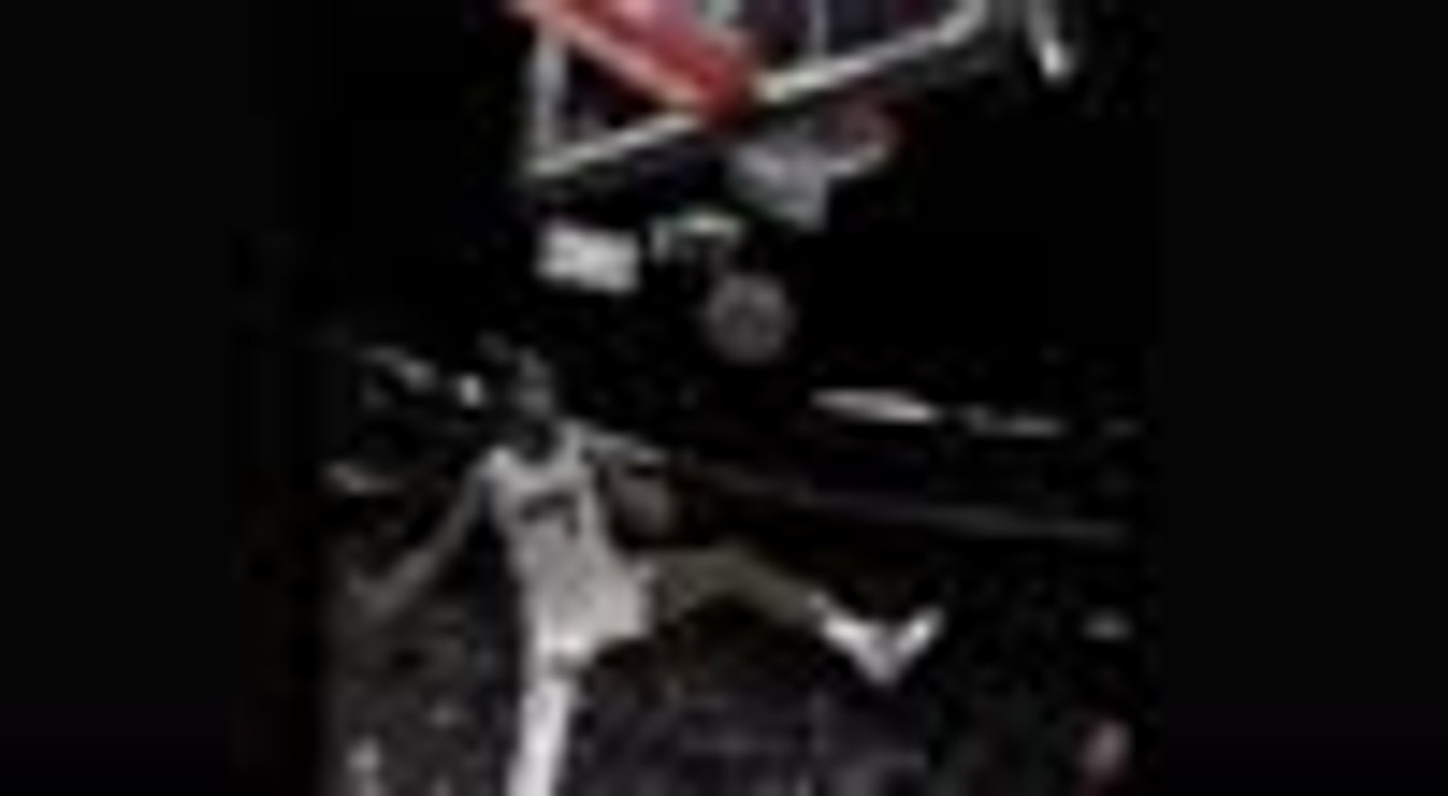 Kobe and LeBron take flight - NBA plays of the decade part 3