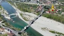 Massa Carrara - Crolla ponte sul fiume Magra: un ferito -1- (08.04.20)