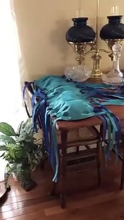 Elle coud 160 masques pour les offrir aux bénévoles !