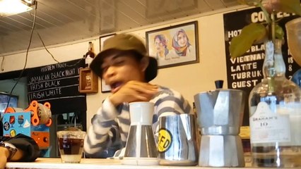 Review Hot Coffee "VIETNAM DRIP" khas CFD COFFEE