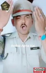 पुलिस वाले ने बहुत ही खूबसूरत अंदाज़ में पड़ी नात