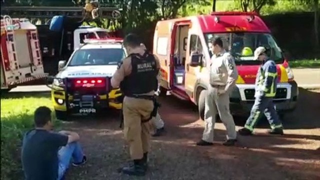 Capotamento mobiliza equipes do Corpo de Bombeiros na BR-467