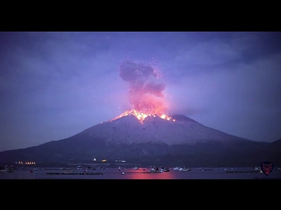 Explosive eruption of Sakurajima