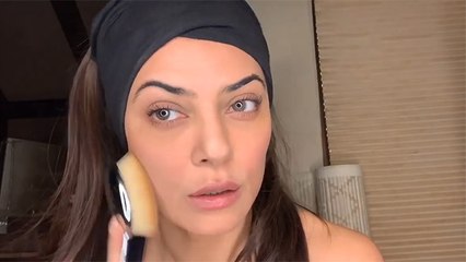 Sushmita Sen की तरह लगना है Beautiful तो करें बस ये काम | Sushmita Sen Beauty Secret | Boldsky