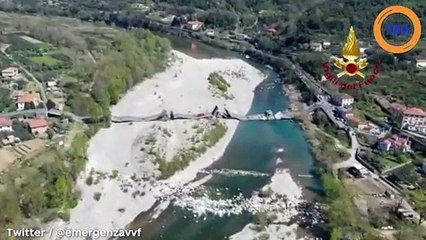 En Italie, un pont de 300 mètres s’effondre complètement !