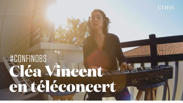 Téléconcert : Cléa Vincent reprend Paradis, en plein coucher de soleil sur sa terrasse