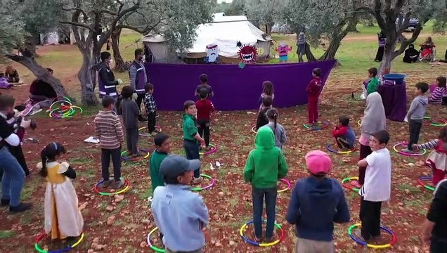 Coronavirus: en Syrie, des marionnettes pour sensibiliser les enfants déplacés