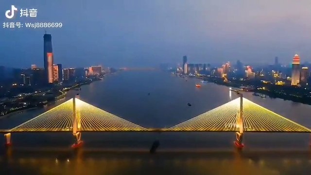 Wuhan celebra el fin de la cuarentena por coronavirus