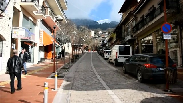 Μέριμνα για τα αδέσποτα ζώα από το Δήμο Καρπενησίου - Τοποθετούνται ταΐστρες σε όλες τις τοπικές κοινότητες