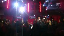 Johnny Hallyday - 'Je veux te graver dans ma vie' : Une Performance Émouvante Capturée par RTL