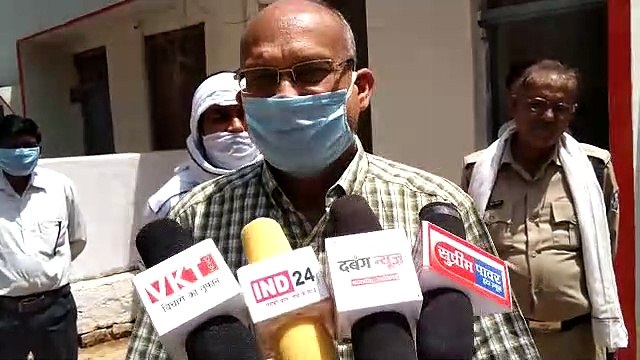 झांसी: समाजसेवी युवा समिति ने किया कोरोना में कार्यरत अधिकारी व कर्मचारियों का सम्मान