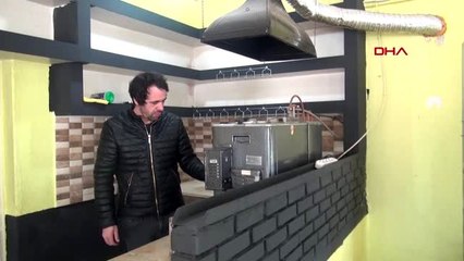 TEKİRDAĞ Kıraathane işletmecisi, müşterilerinin borç defterini yırttı