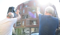 Liège un dj devant la maison de repos pour faire danser au balcon les résidents