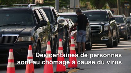 Coronavirus: des centaines de personnes font la queue en voiture pour un formulaire chômage