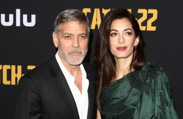 George e Amal Clooney doam US$1 milhão para ajudar no combate ao coronavírus