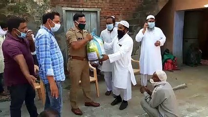 शामली: जमीयत उलेमा ए हिंद ने गरीबों को किया राशन वितरित