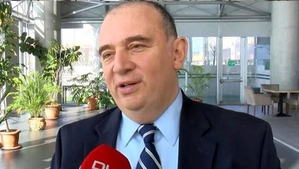 Bilim Kurulu Üyesi, "Şimdi tam zamanı" deyip tiryakilere korona çağrısı yaptı