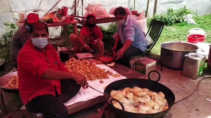 Coronavirus Lockdown: वॉलंटियर जोखिम उठाकर जरूरतमंदों की मदद कर रहे