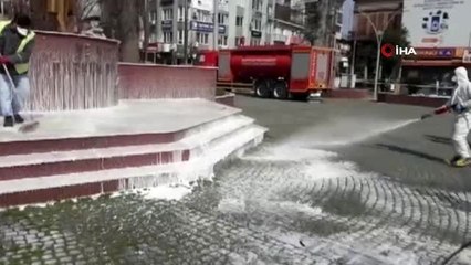 Balıkesir'de itfaiye ekiplerinin virüsle mücadelesi sürüyor