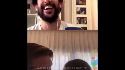 Luis Alberto, la figlia intona il coro della Nord