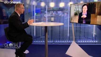 Věra Jourová: a vírust kell elpusztítani, nem a demokráciát