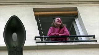 Balcony game show during Paris lockdown goes viral