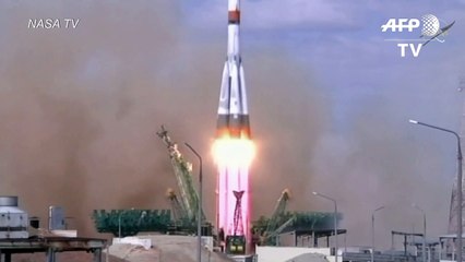 Un equipo de astronautas deja la Tierra en plena pandemia para confinarse en la ISS