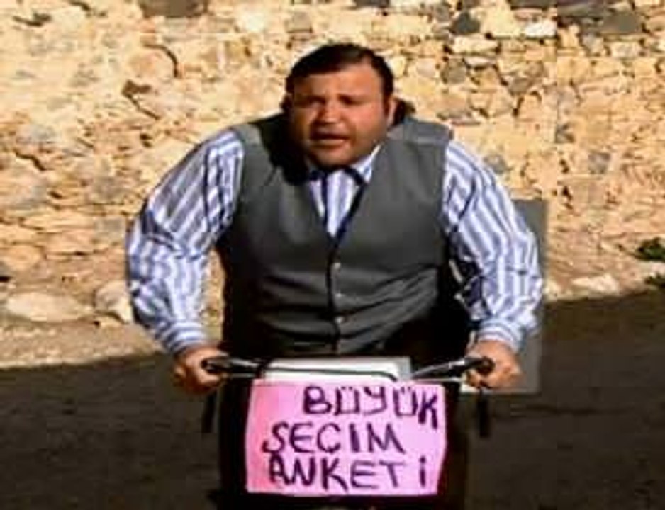 İki Rakibin Ezeli Rekabeti | Bizim Köy