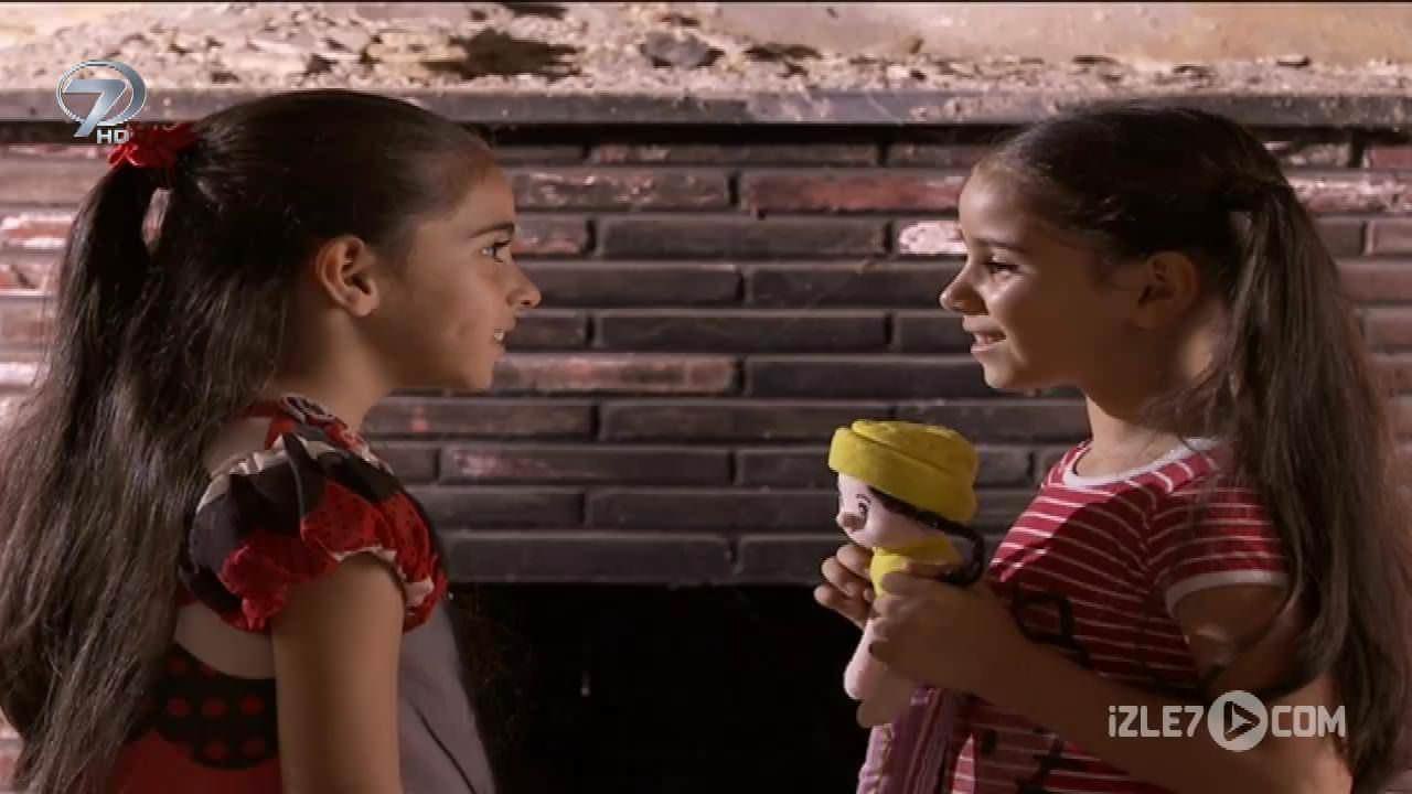 Zeliş İle İrem Yer Değiştirdi! | Zeliş ile İrem