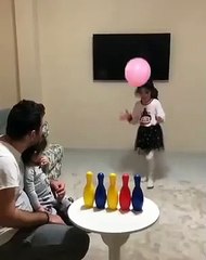 Karantinayı çocuklarıyla eğlenceli hale getiren baba