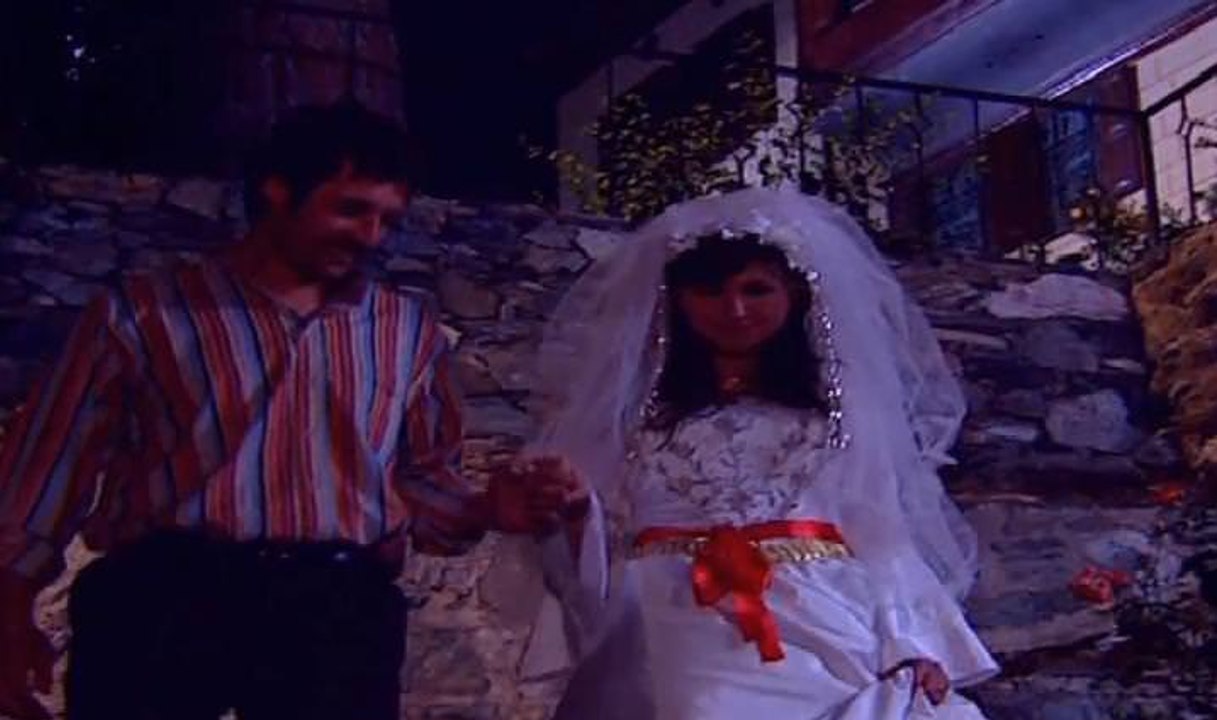 İki Keklik Bir Kayada Ötüyor Türküsü