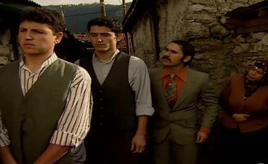 Güllü'nün Görücüleri Kapıda Sıraya Giriyor | Cici Murat