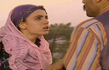 Emir Ağa Sırma'ya Tokat Atıyor | Evlerinin Önü Mersin