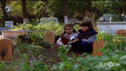 Halil Anne ve Babasının Mezarına Gidiyor! | Kalbin Dili