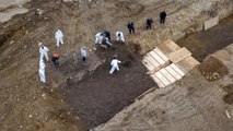 Dozens buried on NY Hart Island a day as coronavirus deaths surge