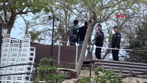 ANTALYA Parkta kız yüzünden kavga eden iki gence ceza