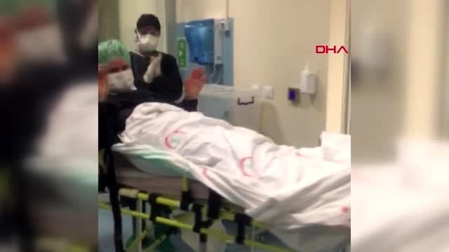 SİVAS Koronavirüs hastası yoğun bakımdan servise alkışlarla uğurlandı