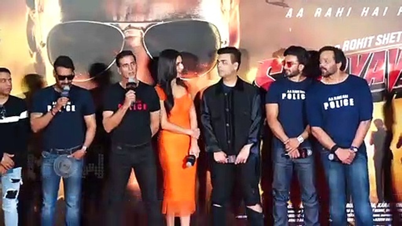 After 25 Crores, Akshay Kumar Gets Emotional, D...