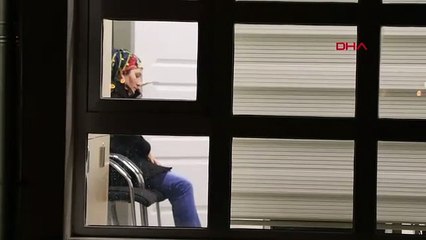 Apartmanda koronavirüs paniğine neden olan madde, ‘büyü’ için sürülen domuz yağı çıktı