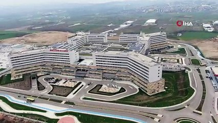 En küçük savaşçı koronayı yendi