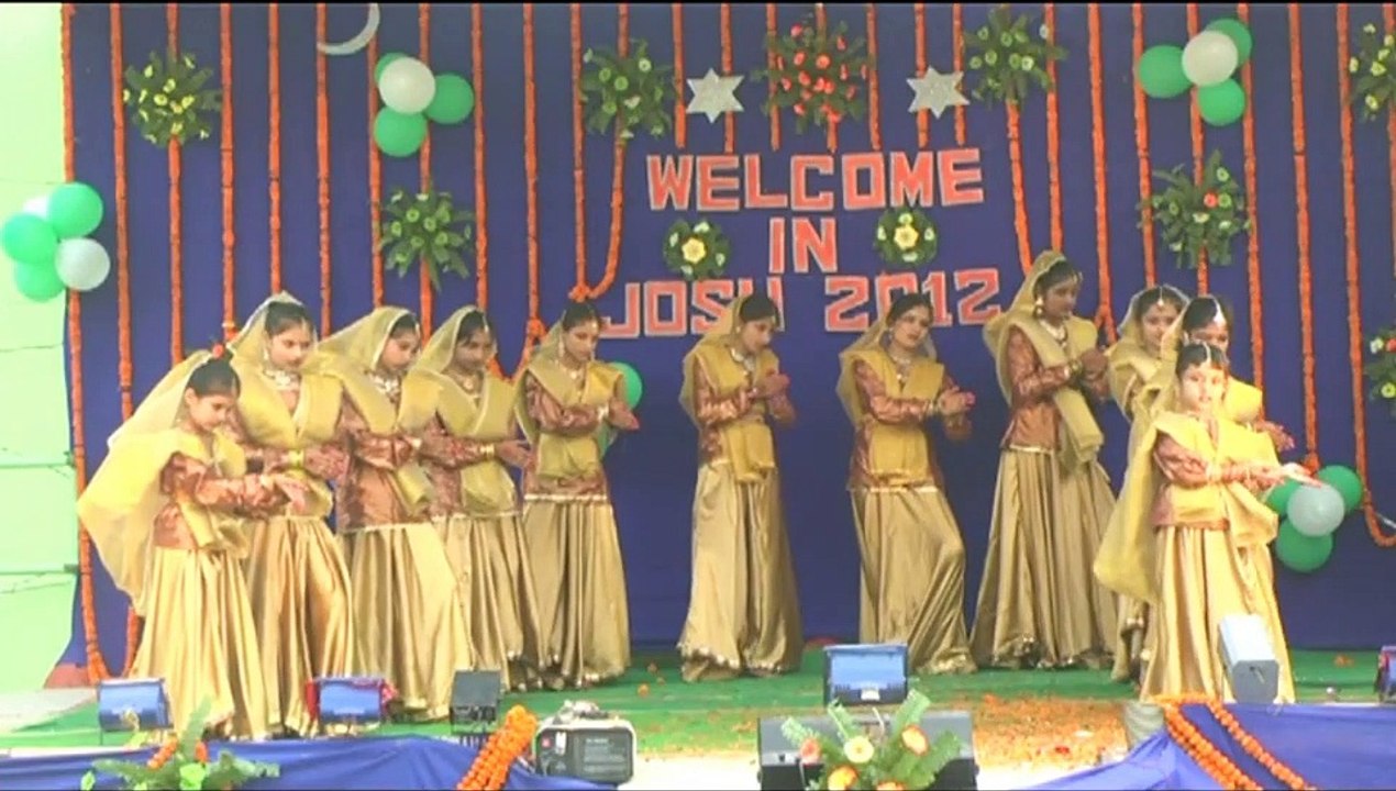 Classical Kathak dance {PART 1} profom in lalganj st Paul's school lsps vaisali