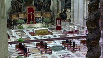 Novo coronavírus causa uma Semana Santa diferente