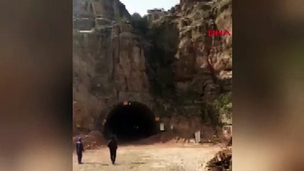 İran'da korkunç görüntüler! Tünel böyle çöktü