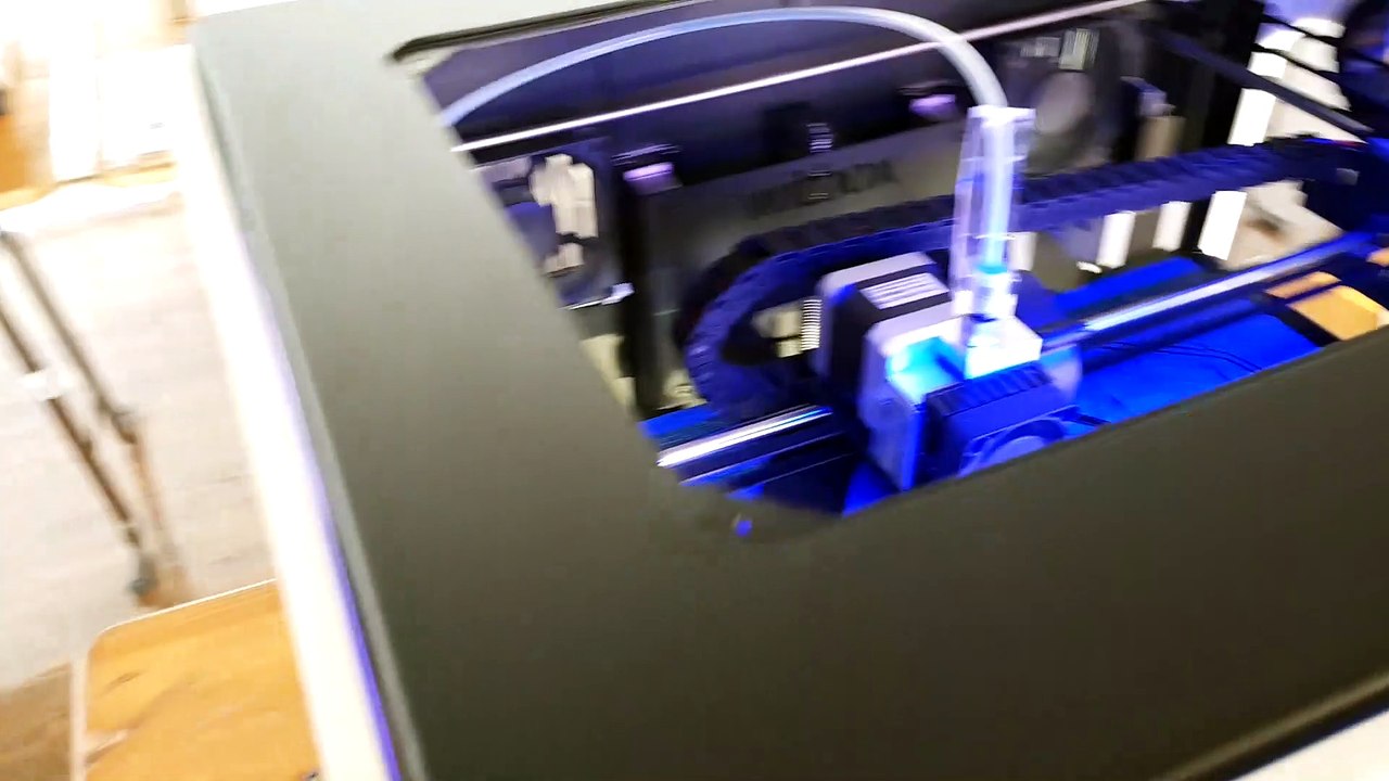 La petite manufacture de visières 3D du Conseil départemental de la Meuse